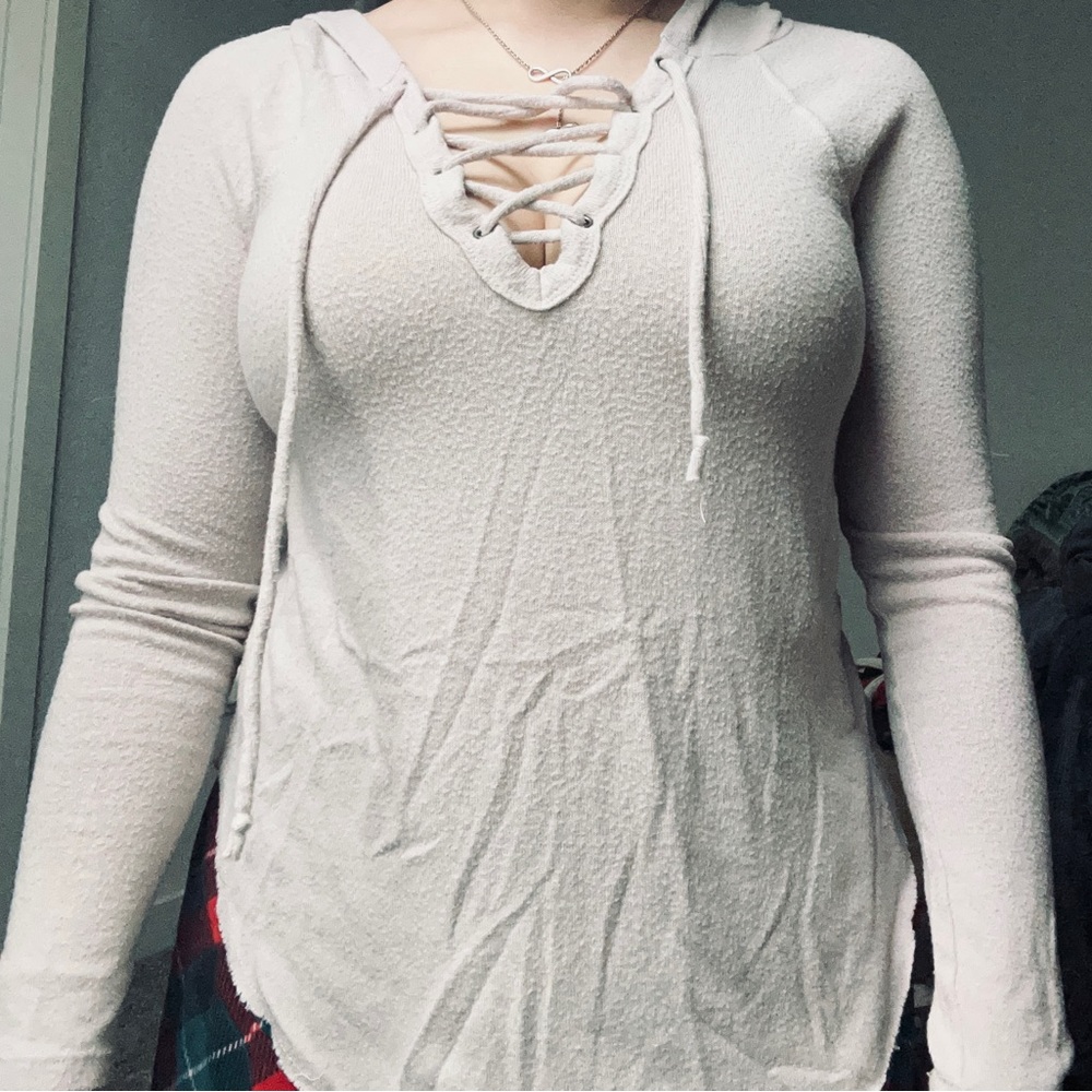 American Eagle Soft & Sexy pink long sleeve with hood and cross strings in front
